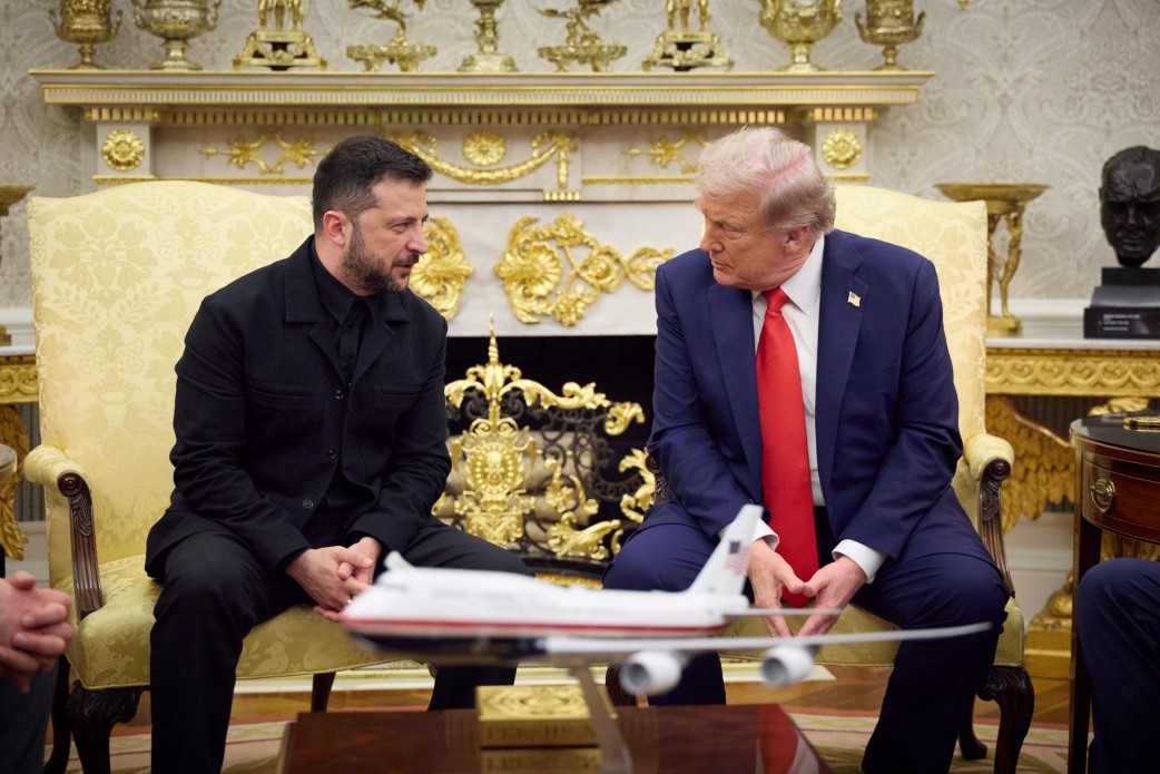 Зеленський про стосунки з Трампом: Я не коробка цукерок чи машина, щоб подобатися